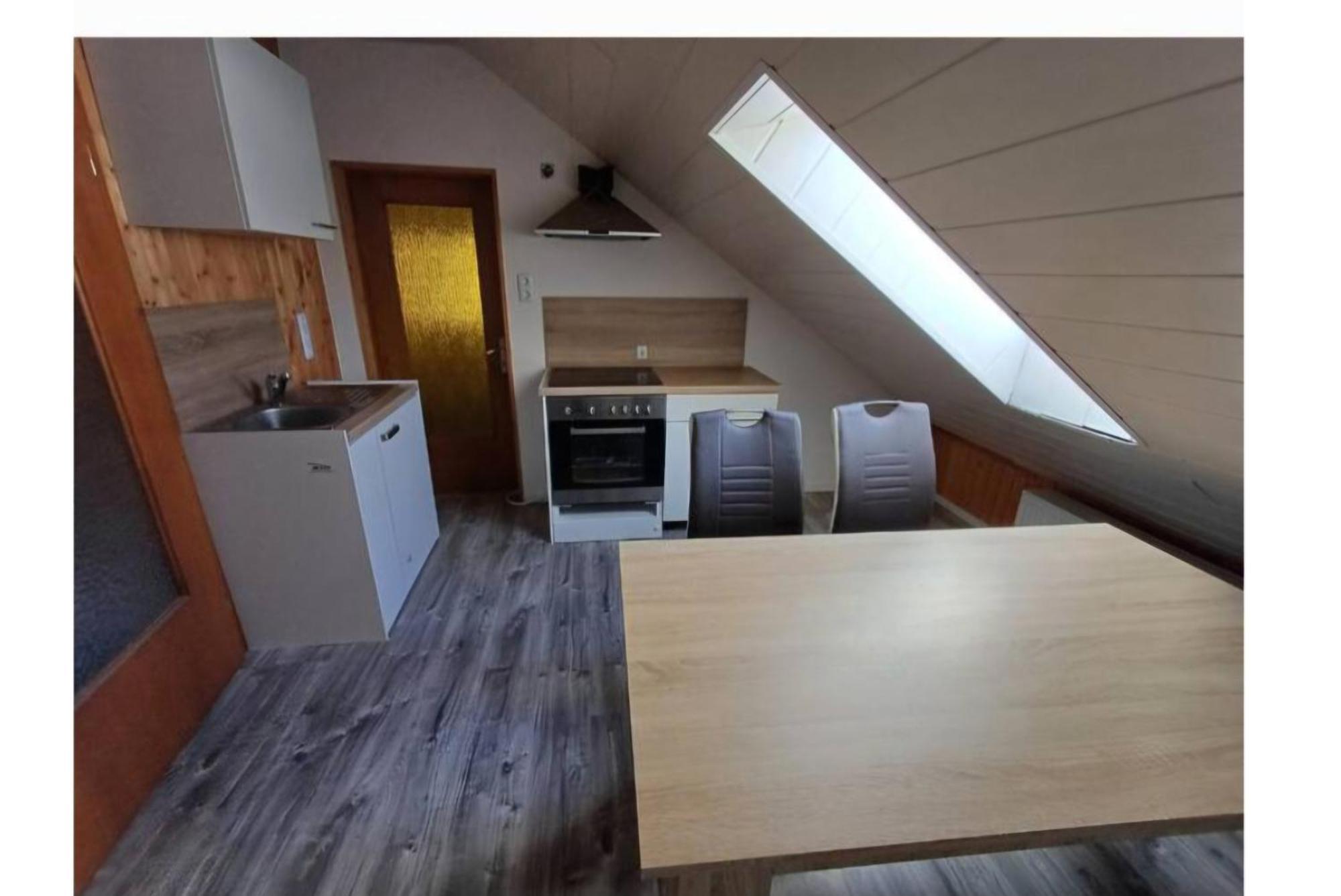 Hopfach Dachwohnung Wolpertshausen Buitenkant foto